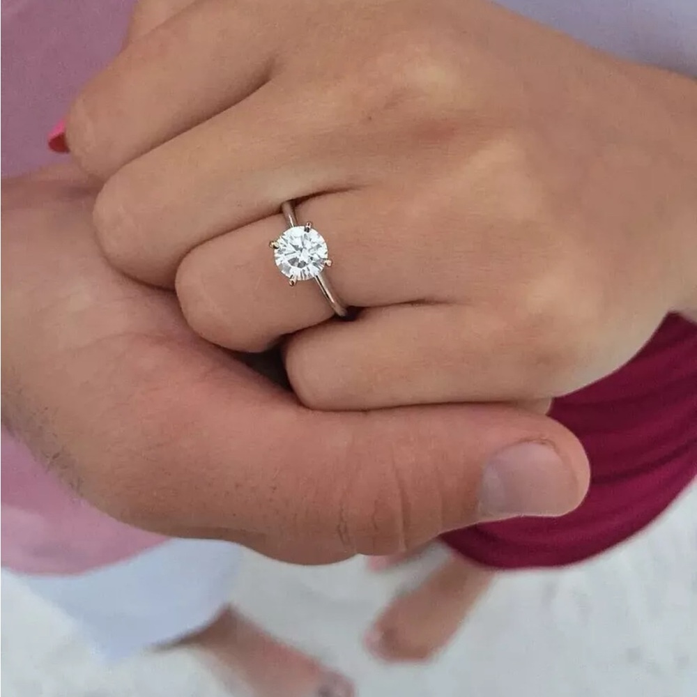 2.00 Ct Round Cut VVS1/D GRA Moissanite Solitaire Engagement Ring 14k White Gold - Picture 9 of 9